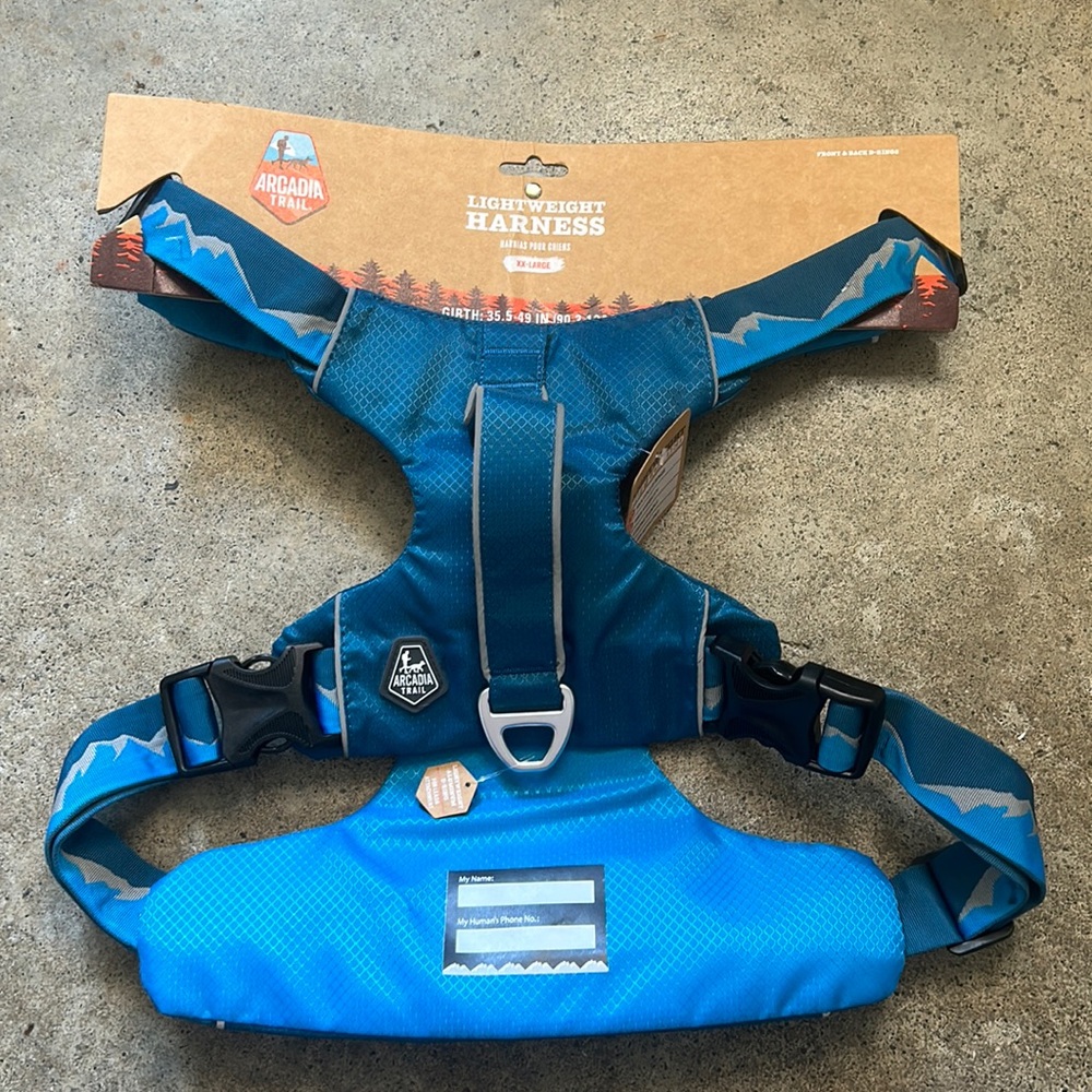 NEW Arcadia Trail Lightweight Outdoor Harness Blue
